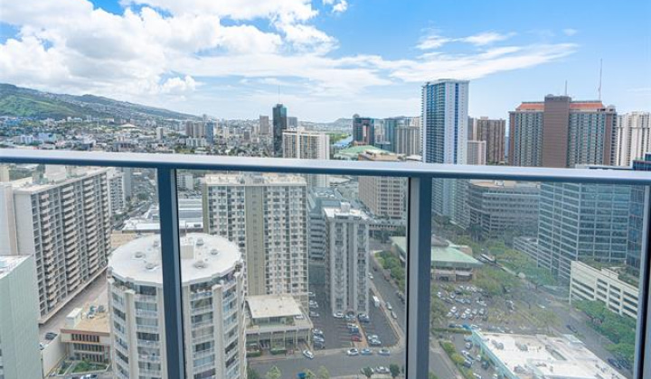 629 Keeaumoku Street,Honolulu,Hawaii,96814,2 ベッドルーム ベッドルーム,2 バスルームバスルーム,コンド / タウンハウス,Keeaumoku,29,19334250