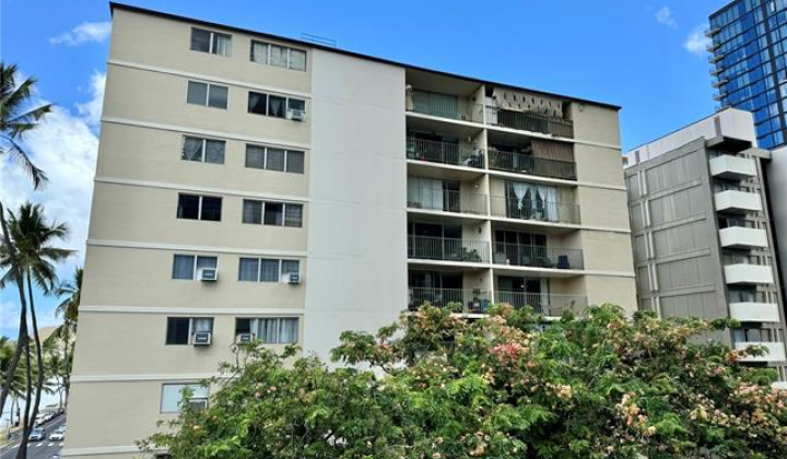 2355 Ala Wai Boulevard,Honolulu,Hawaii,96815,1 Bedroom Bedrooms,1 BathroomBathrooms,Condo/Townhouse,Ala Wai,6,18138910