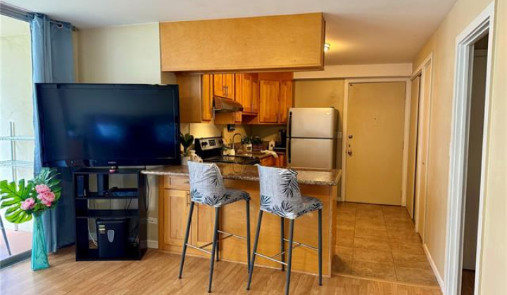 2355 Ala Wai Boulevard,Honolulu,Hawaii,96815,1 Bedroom Bedrooms,1 BathroomBathrooms,Condo/Townhouse,Ala Wai,6,18138910