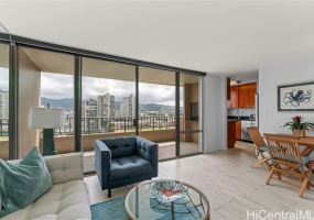 2121 Ala Wai Boulevard,Honolulu,Hawaii,96815,2 ベッドルーム ベッドルーム,1 バスルームバスルーム,コンド / タウンハウス,Ala Wai,17,18139298