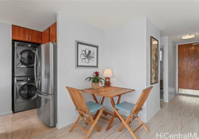 2121 Ala Wai Boulevard,Honolulu,Hawaii,96815,2 ベッドルーム ベッドルーム,1 バスルームバスルーム,コンド / タウンハウス,Ala Wai,17,18139298
