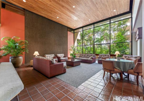 2121 Ala Wai Boulevard,Honolulu,Hawaii,96815,2 ベッドルーム ベッドルーム,1 バスルームバスルーム,コンド / タウンハウス,Ala Wai,17,18139298