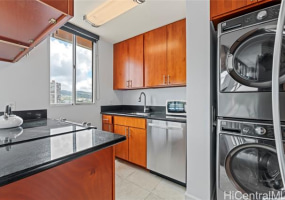 2121 Ala Wai Boulevard,Honolulu,Hawaii,96815,2 ベッドルーム ベッドルーム,1 バスルームバスルーム,コンド / タウンハウス,Ala Wai,17,18139298