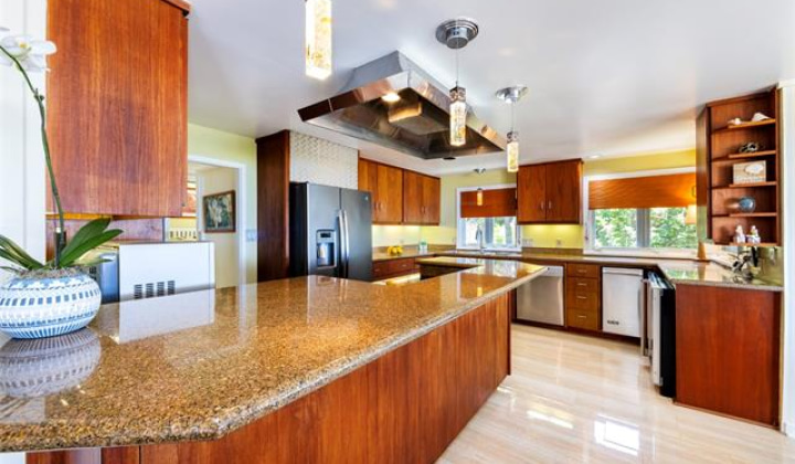 5112 Maunalani Circle,Honolulu,Hawaii,96816,3 ベッドルーム ベッドルーム,2 バスルームバスルーム,一戸建て,Maunalani,18139577