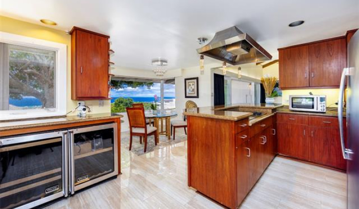5112 Maunalani Circle,Honolulu,Hawaii,96816,3 ベッドルーム ベッドルーム,2 バスルームバスルーム,一戸建て,Maunalani,18139577