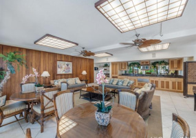 250 Kawaihae Street,Honolulu,Hawaii,96825,2 ベッドルーム ベッドルーム,2 バスルームバスルーム,コンド / タウンハウス,Kawaihae,10,18140641