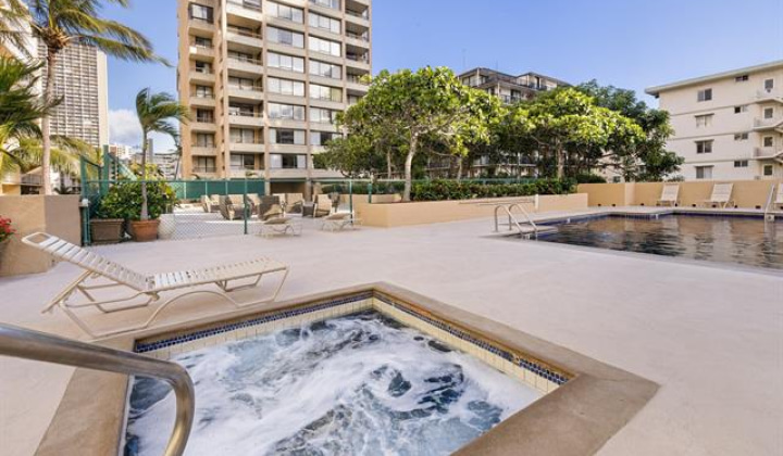 430 Lewers Street,Honolulu,Hawaii,96815,2 ベッドルーム ベッドルーム,2 バスルームバスルーム,コンド / タウンハウス,Lewers,28,19304198