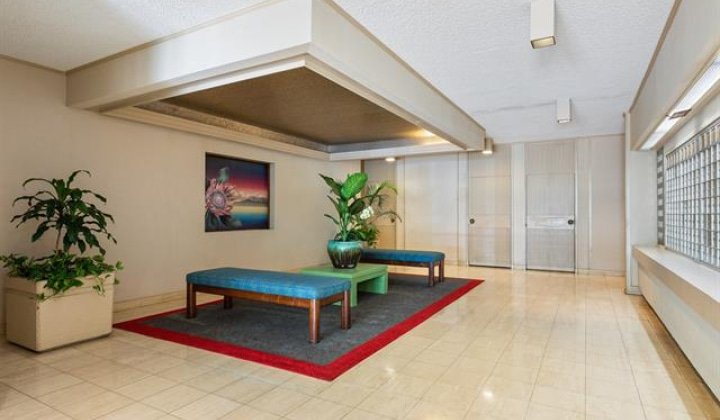 430 Lewers Street,Honolulu,Hawaii,96815,2 ベッドルーム ベッドルーム,2 バスルームバスルーム,コンド / タウンハウス,Lewers,28,19304198