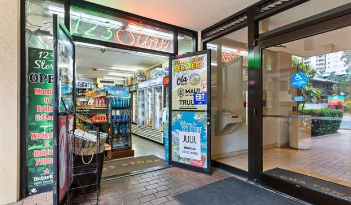 430 Lewers Street,Honolulu,Hawaii,96815,2 ベッドルーム ベッドルーム,2 バスルームバスルーム,コンド / タウンハウス,Lewers,28,19304198