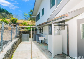 1647 Ala Amoamo Street,Honolulu,Hawaii,96819,6 Bedrooms Bedrooms,3 BathroomsBathrooms,Single family,Ala Amoamo,18142250
