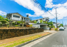 1647 Ala Amoamo Street,Honolulu,Hawaii,96819,6 Bedrooms Bedrooms,3 BathroomsBathrooms,Single family,Ala Amoamo,18142250