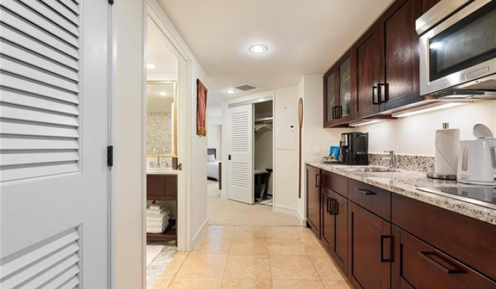 223 Saratoga Road,Honolulu,Hawaii,96815,1 バスルームバスルーム,コンド / タウンハウス,Saratoga,13,18603260