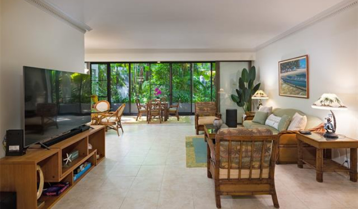 4999 Kahala Avenue,Honolulu,Hawaii,96816,2 ベッドルーム ベッドルーム,2 バスルームバスルーム,コンド / タウンハウス,Kahala,1,18142417