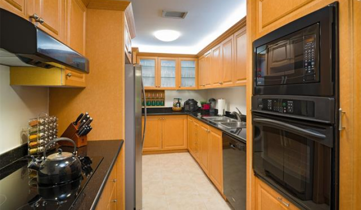 4999 Kahala Avenue,Honolulu,Hawaii,96816,2 ベッドルーム ベッドルーム,2 バスルームバスルーム,コンド / タウンハウス,Kahala,1,18142417