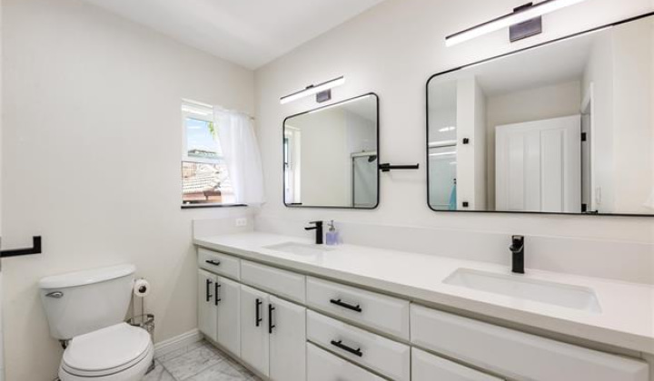 779 Moaniala Street,Honolulu,Hawaii,96821,4 Bedrooms Bedrooms,4 BathroomsBathrooms,Single family,Moaniala,18603976