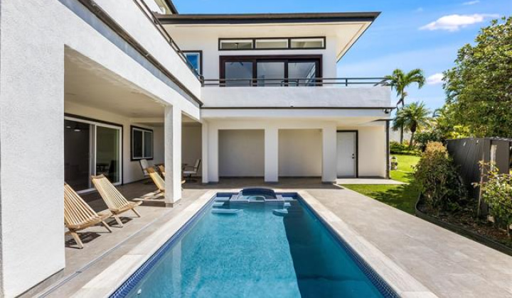 779 Moaniala Street,Honolulu,Hawaii,96821,4 Bedrooms Bedrooms,4 BathroomsBathrooms,Single family,Moaniala,18603976