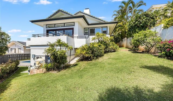 779 Moaniala Street,Honolulu,Hawaii,96821,4 Bedrooms Bedrooms,4 BathroomsBathrooms,Single family,Moaniala,18603976