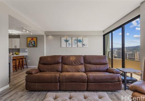 2211 Ala Wai Boulevard,Honolulu,Hawaii,96815,2 ベッドルーム ベッドルーム,3 バスルームバスルーム,コンド / タウンハウス,Ala Wai,33,18142543