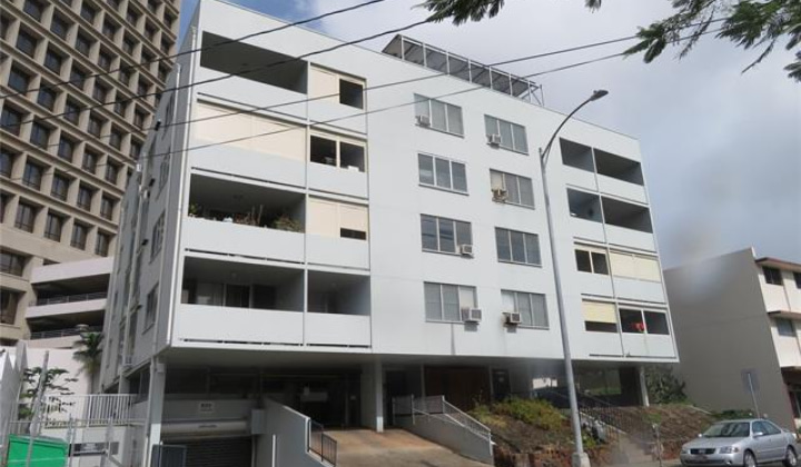 620 Sheridan Street,Honolulu,Hawaii,96814,1 Bedroom Bedrooms,1 BathroomBathrooms,Condo/Townhouse,Sheridan,4,18142631