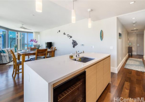 1108 Auahi Street,Honolulu,Hawaii,96814,1 Bedroom Bedrooms,1 BathroomBathrooms,Condo/Townhouse,Auahi,28,18143028