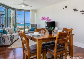 2161 Kalia Road,Honolulu,Hawaii,96815,1 Bedroom Bedrooms,1 BathroomBathrooms,Condo/Townhouse,Kalia,7,17742444