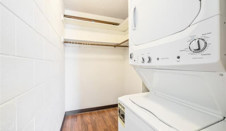 1415 Punahou Street,Honolulu,Hawaii,96822,2 ベッドルーム ベッドルーム,1 バスルームバスルーム,コンド / タウンハウス,Punahou,8,18143174
