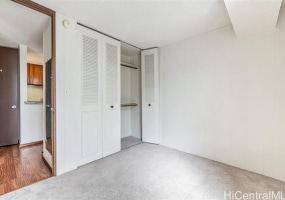 1415 Punahou Street,Honolulu,Hawaii,96822,2 ベッドルーム ベッドルーム,1 バスルームバスルーム,コンド / タウンハウス,Punahou,8,18143174