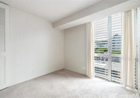 1415 Punahou Street,Honolulu,Hawaii,96822,2 ベッドルーム ベッドルーム,1 バスルームバスルーム,コンド / タウンハウス,Punahou,8,18143174