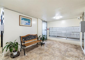 1415 Punahou Street,Honolulu,Hawaii,96822,2 ベッドルーム ベッドルーム,1 バスルームバスルーム,コンド / タウンハウス,Punahou,8,18143174