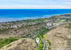 1623 Kalaniuka Way,Honolulu,Hawaii,96821,4 Bedrooms Bedrooms,2 BathroomsBathrooms,Single family,Kalaniuka,18683607