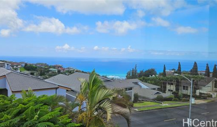2138 Laukahi Street,Honolulu,Hawaii,96821,4 ベッドルーム ベッドルーム,3 バスルームバスルーム,一戸建て,Laukahi,19308935