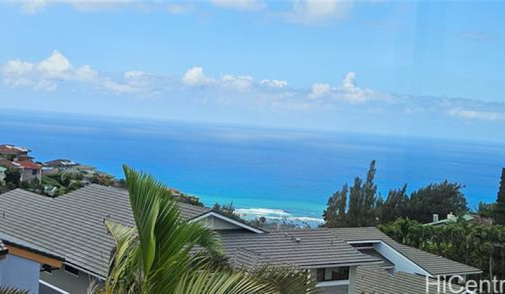 2138 Laukahi Street,Honolulu,Hawaii,96821,4 ベッドルーム ベッドルーム,3 バスルームバスルーム,一戸建て,Laukahi,19308935