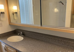 1655 Makaloa Street,Honolulu,Hawaii,96814,1 Bedroom Bedrooms,1 BathroomBathrooms,Condo/Townhouse,Makaloa,16,18145031