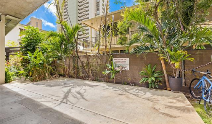 2421 Tusitala Street,Honolulu,Hawaii,96815,1 Bedroom Bedrooms,1 BathroomBathrooms,Condo/Townhouse,Tusitala,6,19309021
