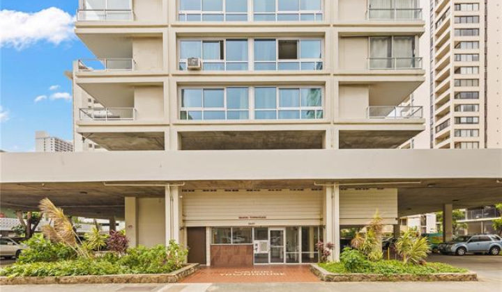 2421 Tusitala Street,Honolulu,Hawaii,96815,1 Bedroom Bedrooms,1 BathroomBathrooms,Condo/Townhouse,Tusitala,6,19309021