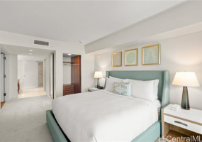 383 Kalaimoku Street,Honolulu,Hawaii,96815,1 Bedroom Bedrooms,1 BathroomBathrooms,Condo/Townhouse,Kalaimoku,23,18146859