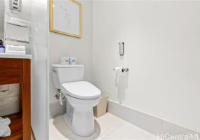 383 Kalaimoku Street,Honolulu,Hawaii,96815,1 Bedroom Bedrooms,1 BathroomBathrooms,Condo/Townhouse,Kalaimoku,23,18146859
