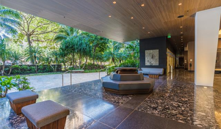 383 Kalaimoku Street,Honolulu,Hawaii,96815,1 Bedroom Bedrooms,1 BathroomBathrooms,Condo/Townhouse,Kalaimoku,23,18146859
