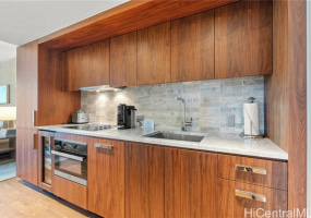 383 Kalaimoku Street,Honolulu,Hawaii,96815,1 Bedroom Bedrooms,1 BathroomBathrooms,Condo/Townhouse,Kalaimoku,23,18146859