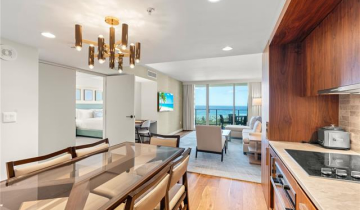 383 Kalaimoku Street,Honolulu,Hawaii,96815,1 Bedroom Bedrooms,1 BathroomBathrooms,Condo/Townhouse,Kalaimoku,23,18146859