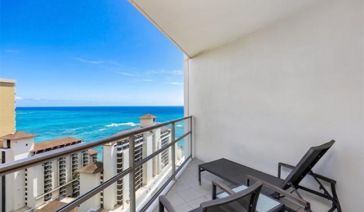 223 Saratoga Road,Honolulu,Hawaii,96815,3 Bedrooms Bedrooms,3 BathroomsBathrooms,Condo/Townhouse,Saratoga,24,19343226