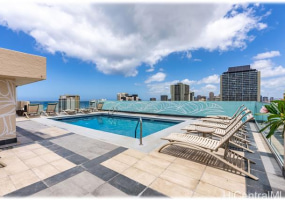 2500 Kalakaua Avenue,Honolulu,Hawaii,96815,2 Bedrooms Bedrooms,1 BathroomBathrooms,Condo/Townhouse,Kalakaua,5,17699552