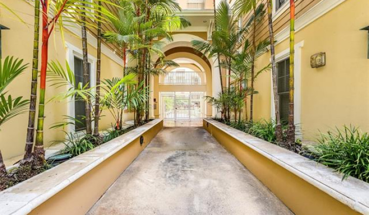 520 Lunalilo Home Road,Honolulu,Hawaii,96825,2 ベッドルーム ベッドルーム,2 バスルームバスルーム,コンド / タウンハウス,Lunalilo Home,2,18147867