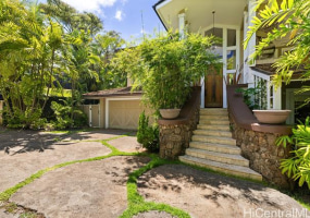 143 Nawiliwili Street,Honolulu,Hawaii,96825,4 ベッドルーム ベッドルーム,4 バスルームバスルーム,一戸建て,Nawiliwili,17746038