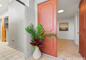 500 University Avenue,Honolulu,Hawaii,96826,2 Bedrooms Bedrooms,2 BathroomsBathrooms,Condo/Townhouse,University,18,18738424