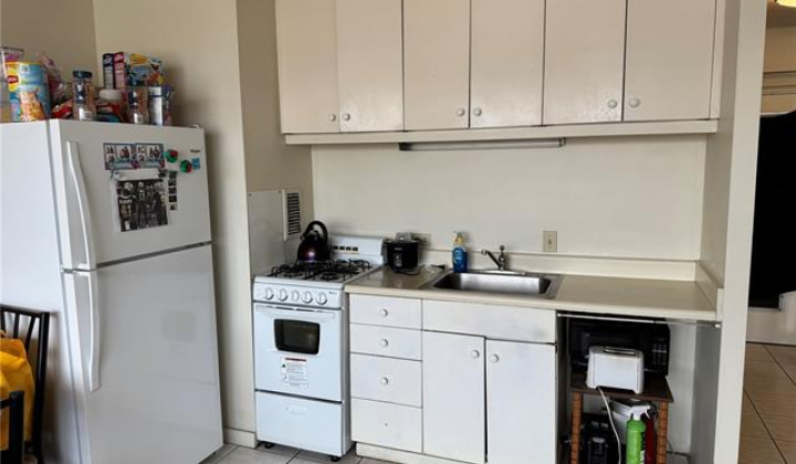 1550 Wilder Avenue,Honolulu,Hawaii,96822,1 バスルームバスルーム,コンド / タウンハウス,Wilder,13,18611226