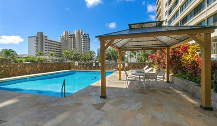 1050 Kinau Street,Honolulu,Hawaii,96814,1 ベッドルーム ベッドルーム,1 バスルームバスルーム,コンド / タウンハウス,Kinau,11,18150851