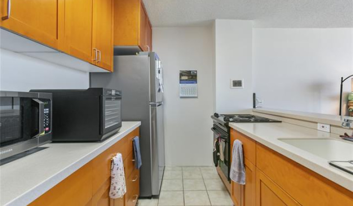 1050 Kinau Street,Honolulu,Hawaii,96814,1 ベッドルーム ベッドルーム,1 バスルームバスルーム,コンド / タウンハウス,Kinau,11,18150851