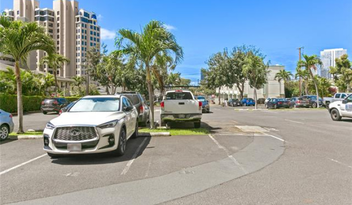 1050 Kinau Street,Honolulu,Hawaii,96814,1 ベッドルーム ベッドルーム,1 バスルームバスルーム,コンド / タウンハウス,Kinau,11,18150851