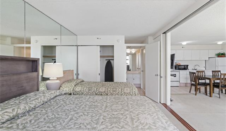 201 Ohua Avenue,Honolulu,Hawaii,96815,1 ベッドルーム ベッドルーム,1 バスルームバスルーム,コンド / タウンハウス,Ohua,12,18613327
